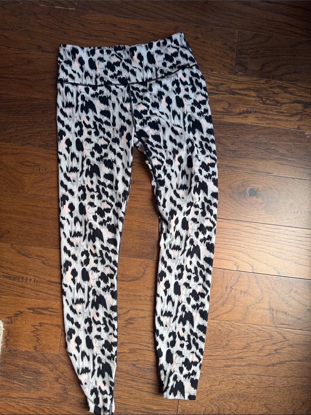 Varley Women's Animal Print Leggings in Black, White & Pink